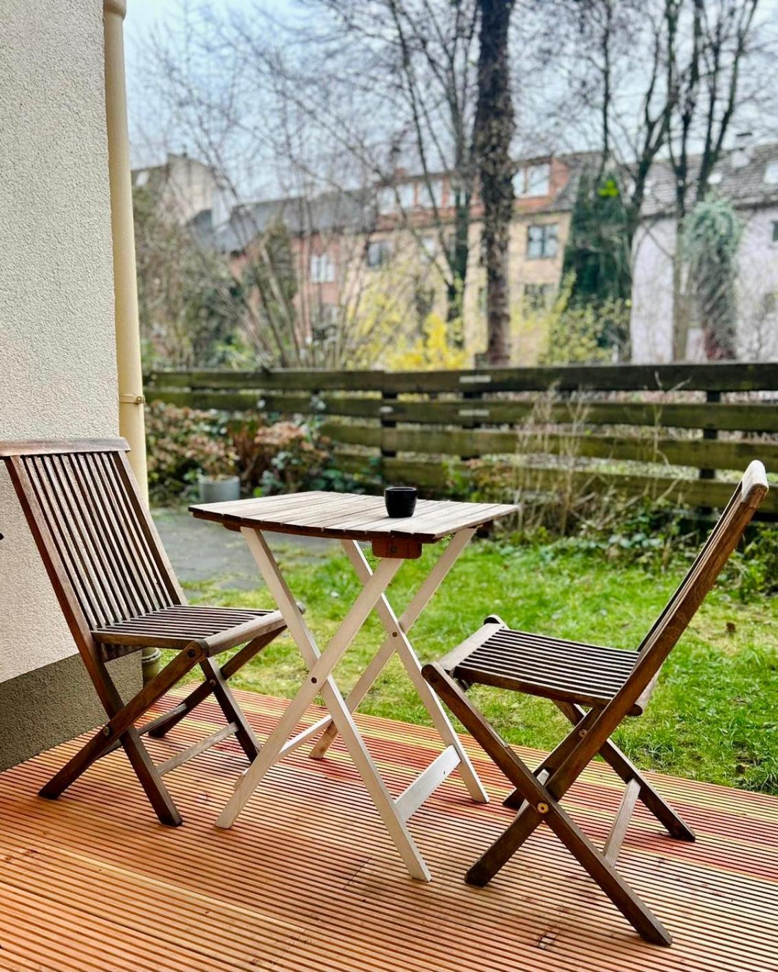 Feelslikehome - Stylische Und Zentrale Altbauwohnung Mit Terrasse&Garten Bochum Exterior foto
